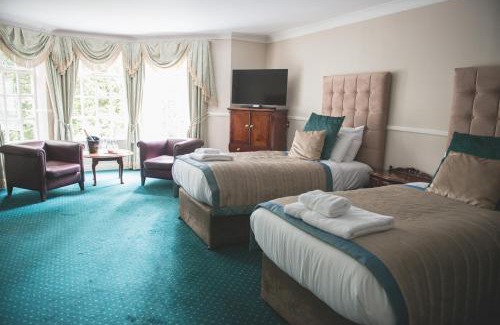 Mere Hotel | Mere Court Hotel