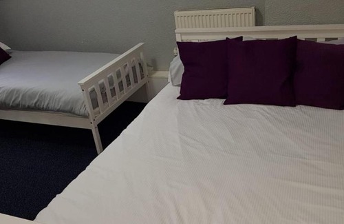 Blackpool Town Center Bed & Breakfast | Mere Hotel
