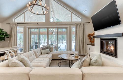 Oregon Water Wonderland House | Merganser Memories