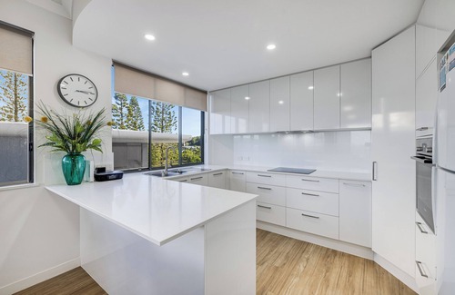 Alexandra Headland Apartment | Meridian Alex Beach Apartments