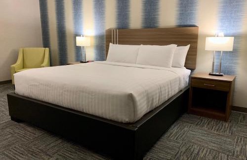 Regina Hotel | Meridian Inn & Suites Regina Airport