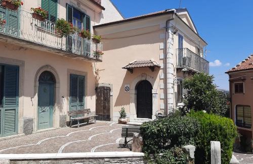 Santa Maria del Molise Apartment | Meridiana