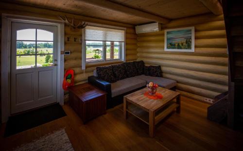 Suuresadama House | Meriti