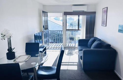 Merivale Apartment | Merivale Court One Bedroom Apartment