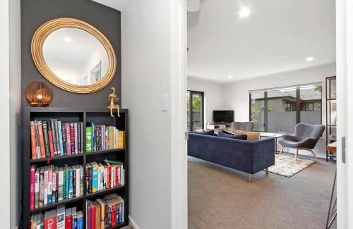 Merivale Apartment | Merivale Village Apartment