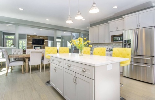 Miami Park House | Mermaid Bliss | Premiere 3-Level Family Summer Home, Private Beach Access