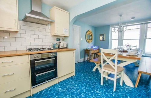 Kemptown House | Mermaid Townhouse by Brighton Holiday Lets