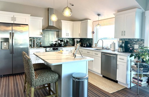 Dartmouth Cottage | Mermaid’s Lair, a seaside cottage in Padanaram Village, South Dartmouth, MA.