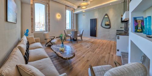 Saint-Victor Apartment | Mermoz