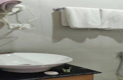 Burhanilkantha Hotel | MeroStay 029 Royal Villa Resort