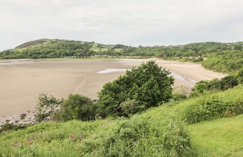 Sandyhills Cabin | MERRICK, family friendly, country holiday cottage in Colvend