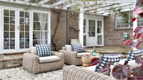 Bowral House | Merrigang Cottage, Bowral