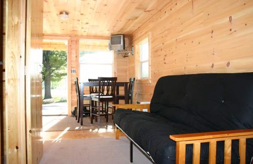 Howland Cabin | Merrill Brook Cabins - Cabin 2