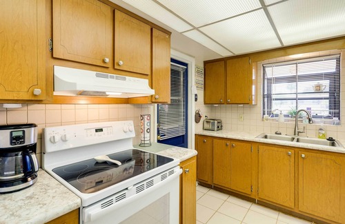 Catalina Isle Estates House | Merritt Island Home w/Patio, 10 Mi to Cocoa Beach