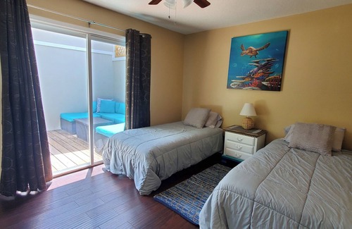 Merritt Island Bed & Breakfast | Merritt Island Trent Art House
