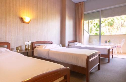 Duhur ash Shuwayr Hotel | Merry Land Hotel