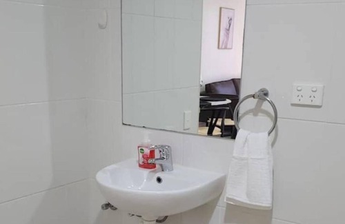 Merrylands Apartment | Merrylands Hidden Gem! One Bedroom Apartment
