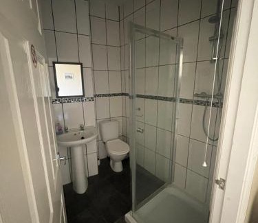 Widnes Hotel | Mersey view Hotel & Pub