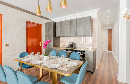 Quartier Sainte-Avoye Apartment | Merveil Luxury Suites - Marais - Martin I-II
