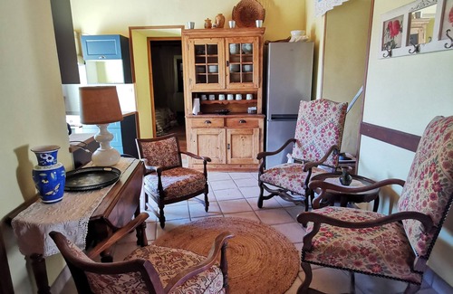 Gagnieres Cottage | Mes Maisons Guest Gite, 2 Bedroom with Aircon, swimming pool and linen included.