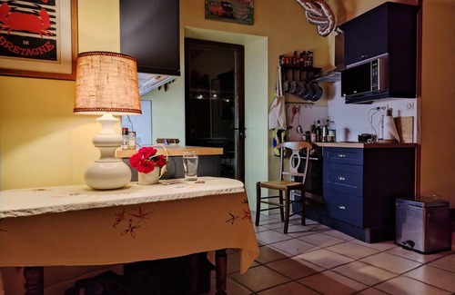 Gagnieres Cottage | Mes Maisons Guest Gite, 2 Bedroom with Aircon, swimming pool and linen included.