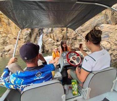 Colinas do Sul Boat Rental | MesaVibes