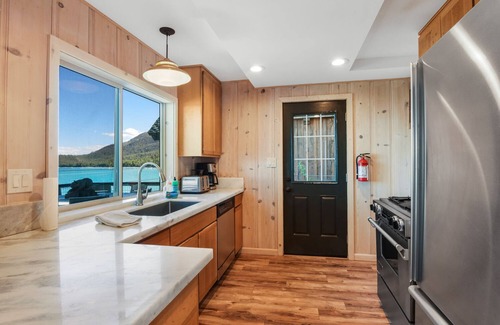 Meeks Bay House | Mesmerizing Meeks Bay | Waterfront Deck Views