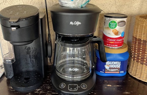 Mesquite House | Mesquite Retreat 3 Bedroom, 2 Bath with pool! Pool is NOT HEATED.