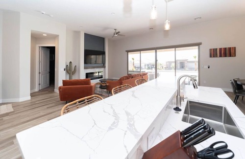 Mesquite House | Mesquite Retreat with great patio, pool, and putting green!