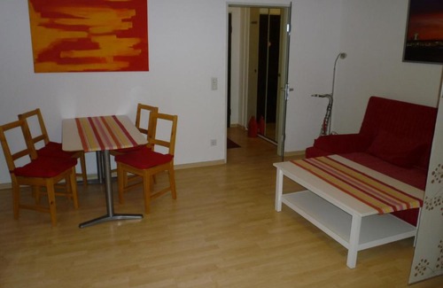 Unterrath House | Messezimmer Daniels