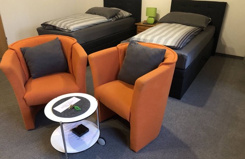 Unterrath House | Messezimmer4u
