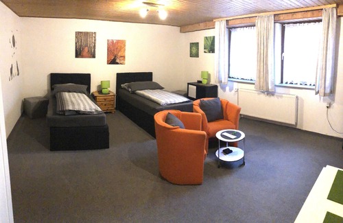 Unterrath House | Messezimmer4u
