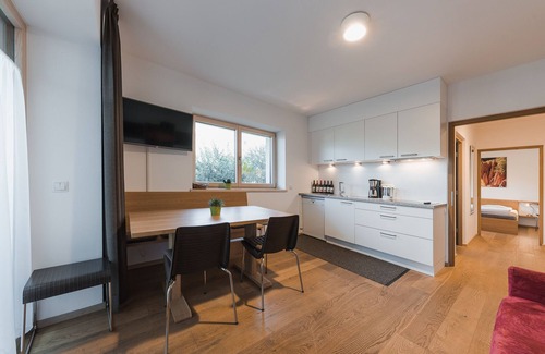 Centro - Piani - Rencio Apartment | Messnerhof winery, lovingly furnished, on the outskirts of Bolzano