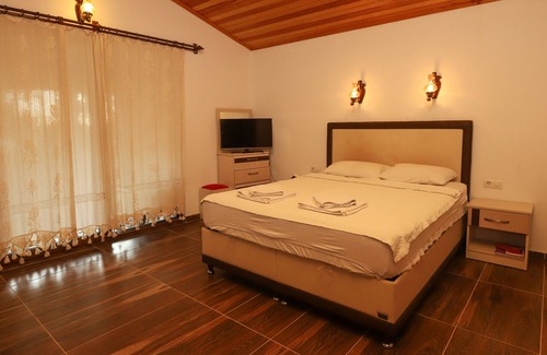 Hayitbuku House | Mesudiye Bizim Cennet 2 bedrooms Datca Daily Weekly rentals