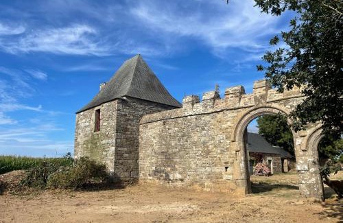 Lanmeur House | Metairie du Helles