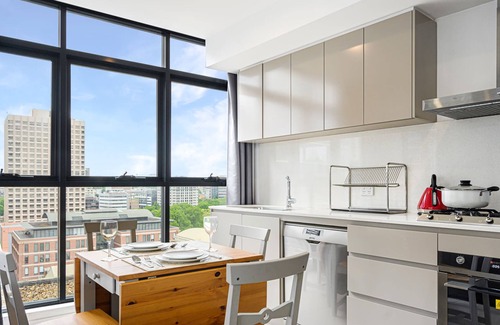 Haymarket Apartment | MetaWiseBnB|Sydney CBD|Chinatown|Luxe 2Bed Penthouse Bella