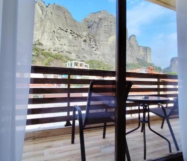Kalambaka Apartment | Meteora Gold and Glass Suites