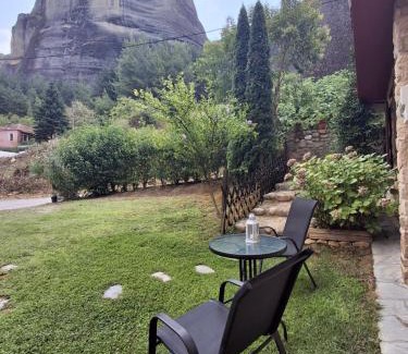 Kastraki House | Meteora Rocky Apartment