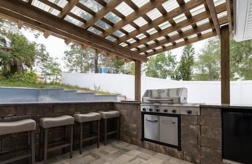 Tarpon Springs House | Meticulously renovated home in Tarpon Springs