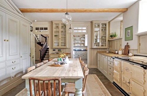 Bathampton House | Meticulously restored Queen Anne period home near Bath