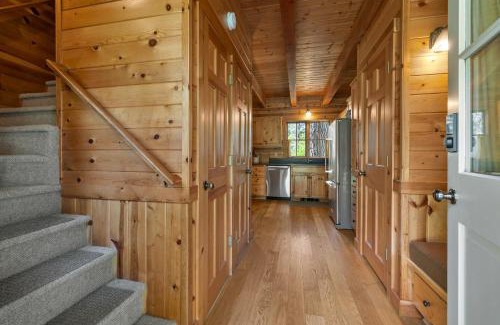 Camp Sherman House | Metolius Cabin 12