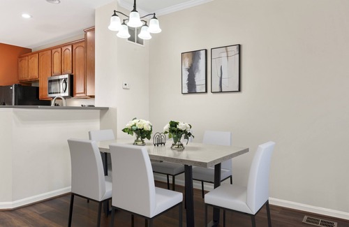 Suitland Condo | Metro & Andrews AFB Nearby – Perfect Townhome