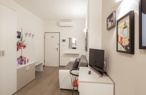 Collegno Apartment | Metro Apartment CIR 00109000004