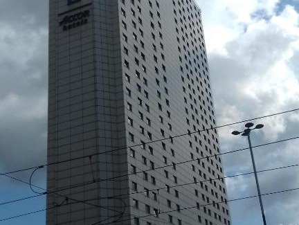 Centrum House | Metro Centrum Bed