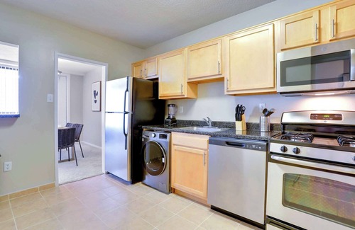 Aurora Highlands Apartment | Metro-Connected Arlington Gem