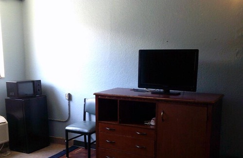Northside Hotel | Metro Inn & Suites