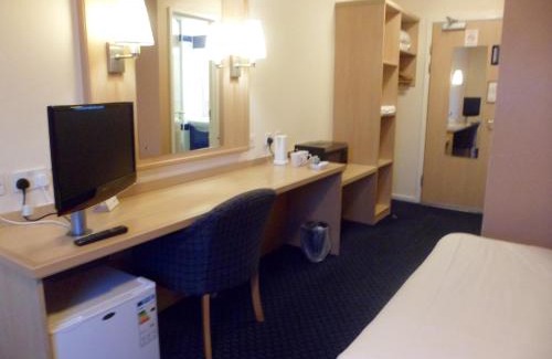 Mirfield Hotel | Metro Inns Huddersfield