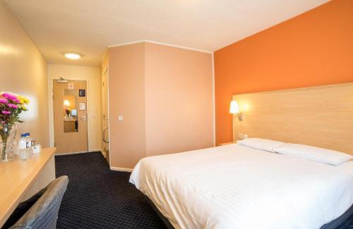 Mirfield Hotel | Metro Inns Huddersfield