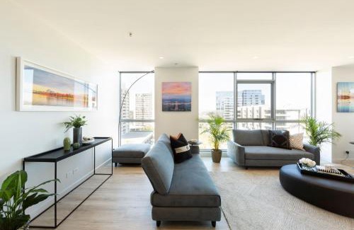City West Apartment | Metropolitan 70