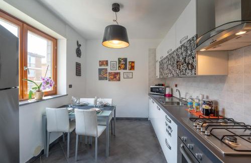 Collegno Apartment | Metropolitana WiFi AC Free Parking